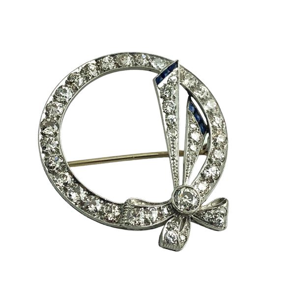 PLATINM DIAMOND BROOCH