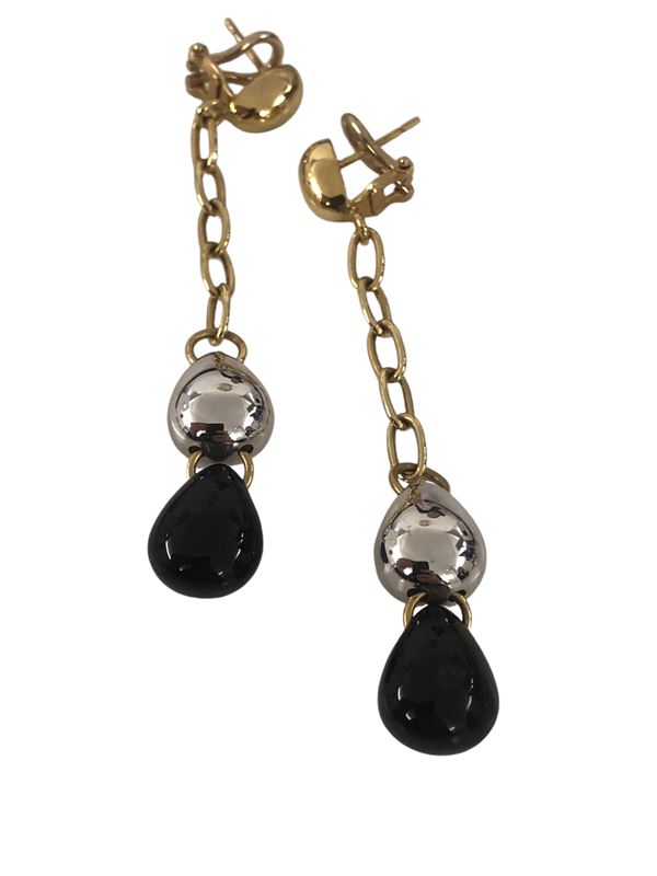 PENDANT EARRING IN YELLO W GOLD AND BLACK STONE  - Auction VINTAGE JEWELS AND  WATCHES - WEEKLY BIDS - NO BUYER PREMIUM - Christophe Auction