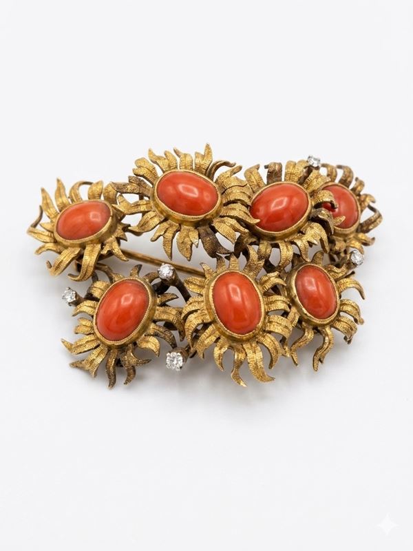 YELLOW GOLD AND CORAL BROOCH